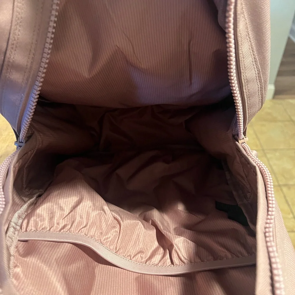 Herschel Classic™ Backpack  26L | ash rose - Picture 6 of 6